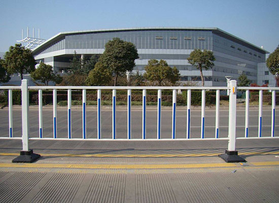 市政護欄.jpg