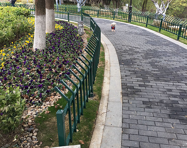 綠化帶鋅鋼護欄價格