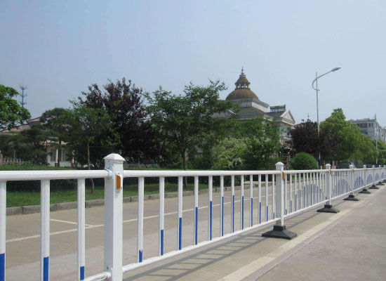 市政道路護欄